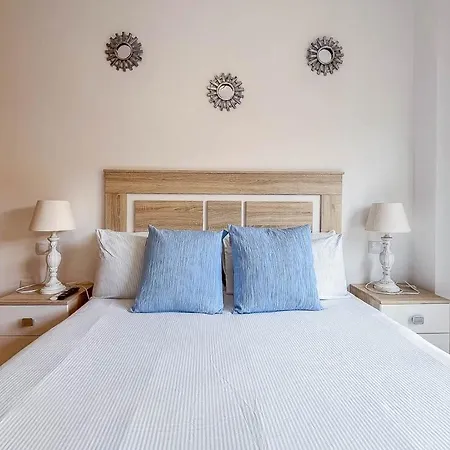 Guestready - Costa Antigua 6Pax בית הארחה אנטיגואה