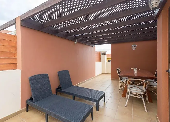 בית הארחה Guestready - Costa 6pax 3*