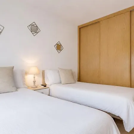 Guestready - With Pool And Terrace